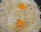 朝食&お弁当に♪キャベツの巣ごもり卵作り方4写真