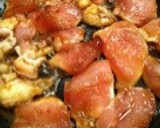 簡単節約！焼肉風鶏と小松菜の炒め物作り方2写真