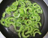 ゴーヤの卵とじ　みそ味作り方1写真