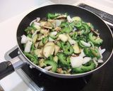 ゴーヤと茄子の味噌そぼろ炒め作り方6写真