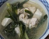 簡単★ニラと鶏むね肉の鶏ガラだしお味噌汁作り方1写真