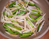 牛肉とにんにくの芽のスタミナ焼肉炒め🍚🤩作り方3写真