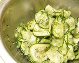 夏野菜・ズッキーニと胡瓜の簡単ナムル作り方4写真