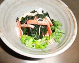 海からのサラダと生わかめを餃子のたれで作り方3写真