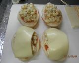 ロールパンで楽チン♥こんもりコーンピザ作り方4写真
