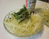 レンジで簡単　もやしと青じそのサラダ♪作り方3写真