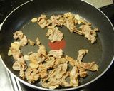 ツルムラサキと豚肉のエスニック炒め作り方2写真