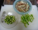 夏バテ防止に☆夏野菜のコク旨みそ汁作り方2写真
