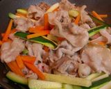 ズッキーニと豚肉の甘酢炒め作り方3写真