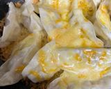 チーズの羽付き餃子ハーブ添え作り方3写真