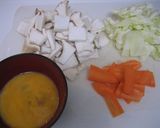 旨味たっぷり具だくさん♪エリンギスープ作り方1写真