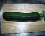 ズッキーニで浅漬け！作り方1写真