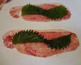 梅肉&大葉IN☆豚肉巻き揚げ作り方1写真