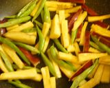 豚肉とさつま芋の新生姜炒め作り方5写真