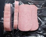 お弁当に、お弁当箱ぴったりスパム巻き作り方3写真