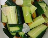 簡単！にんにく風味のキュウリの浅漬け作り方3写真