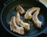 超簡単フライパンひとつでスペアリブ作り方1写真