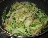 夏にさっぱり！ミョウガと水菜の炒め物作り方1写真