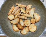 手羽中と焼き大根の生姜煮作り方5写真