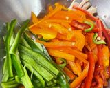野菜たっぷり・にんにくソース焼きそば作り方2写真