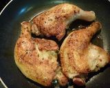 鳥もも骨付き肉のコンソメ煮作り方2写真