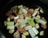 皿盛り　にんにくネギマ作り方4写真