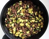 ズッキーニと挽肉のタイカレーペースト炒め作り方6写真
