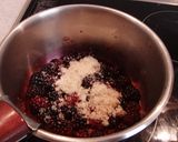 【ブラックベリーのヨーグルトソース♪】作り方3写真