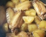 ご飯がすすむ〜♪新じゃがと手羽先の甘辛煮作り方6写真