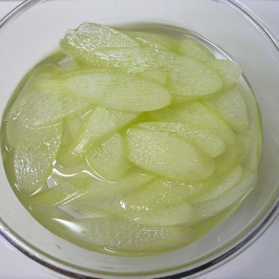 はす芋（りゅきゅう/ズイキ）の酢の物 by pyonpoco 【クックパッド