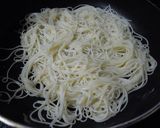 鮭フレークと卵でそうめんチャンプルー♬作り方2写真