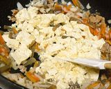 カマンベールチーズと具だくさんのいり豆腐作り方5写真