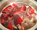ビーツとウインナーのスープ作り方4写真
