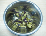 【農家のレシピ】蒸し茄子のからし醤油和え作り方2写真