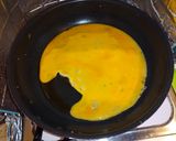 豚肉キャベツしめじのふわふわ卵味噌炒め作り方1写真