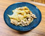 キャベツと豚バラの旨だし炒め作り方3写真