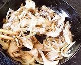 チキンソテーの舞茸ソース作り方5写真