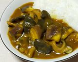 霜降りひらたけと鶏もも肉のデミ風煮込み作り方10写真