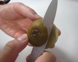 キウイの剥き方(芯の取り方)作り方2写真