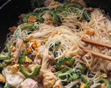 簡単♪ゴーヤと鶏肉のそうめんチャンプルー作り方6写真