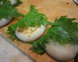 にら焼餅（市販）+シソ＝シソ焼餅作り方3写真