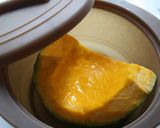 ルクルーゼでパンプキンスープ作り方1写真