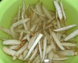 ワカメ家の食卓に頻発するゴボウサラダ作り方1写真