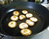 しいたけのバター焼き　☆麺つゆ風味☆作り方3写真