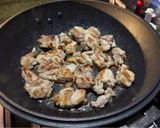 キャンプでネギ塩チキンパエリア　失敗無し作り方3写真