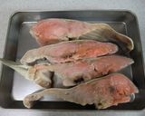 さっぱり美味しい鮭マヨレモンソース和え作り方1写真