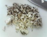 おつまみに☆餃子の皮できのこピザ作り方1写真