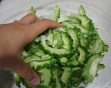 苦くない！ゴーヤとめんつゆの梅炒め作り方3写真