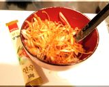 ねぎ１本！ピリ辛わかめスープ☆ﾀﾞｼﾀﾞ作り方1写真