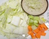 豚ロース肉入りコンソメスープ！作り方1写真